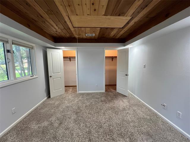 Building Photo - 1720 Plummer Dr