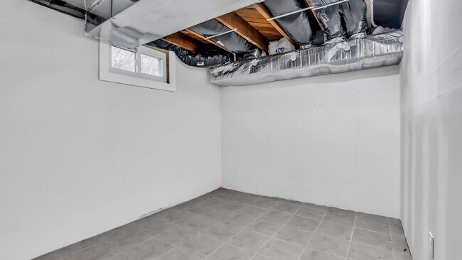 Building Photo - 309 Jersey Ave
