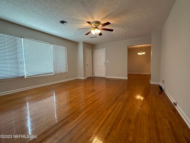 Building Photo - 5093 Ortega Cove Cir