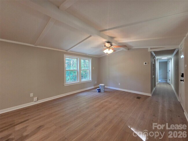 Building Photo - 1361 Regal Oaks Ln