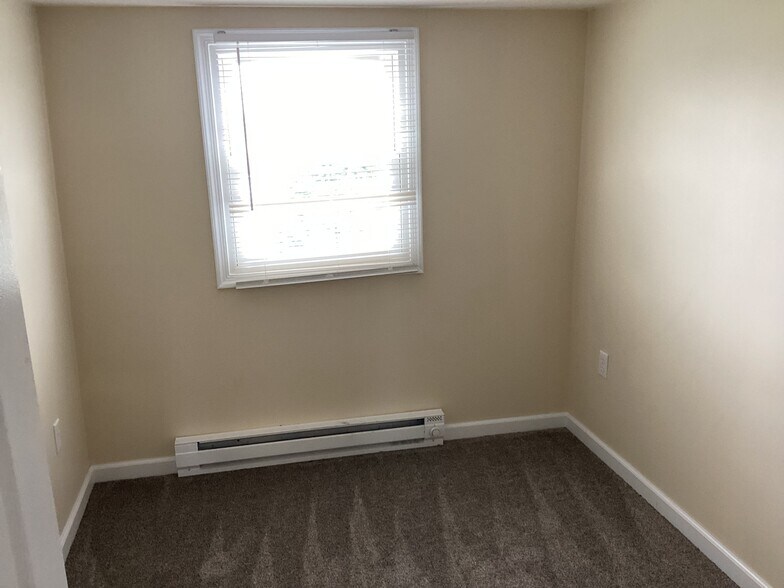 Building Photo - 1209 Grove St