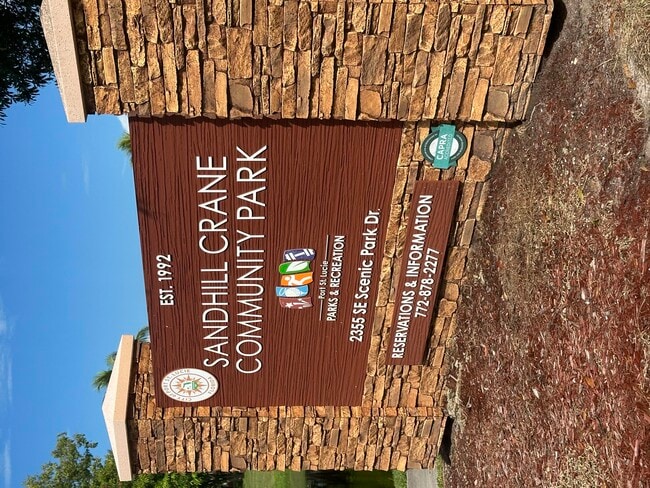 Building Photo - 1592 SE Burning Ct