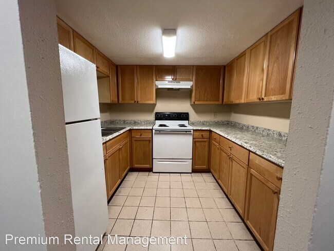 Building Photo - 2 br, 1.5 bath House - 3766 Aristotle Ave
