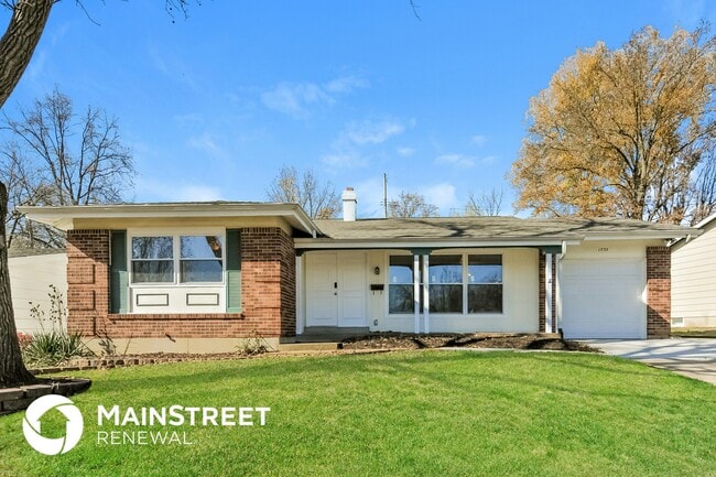 Building Photo - 1935 Cordoba Dr