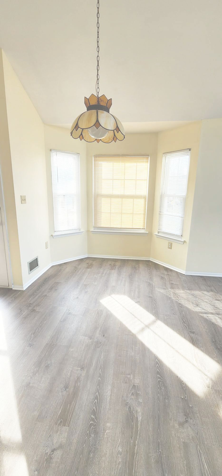 Building Photo - 1410 Pinhorn Dr