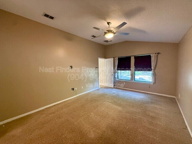 Building Photo - 13658 Kayak Ct