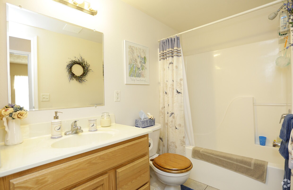 North Pointe Apartments Holland