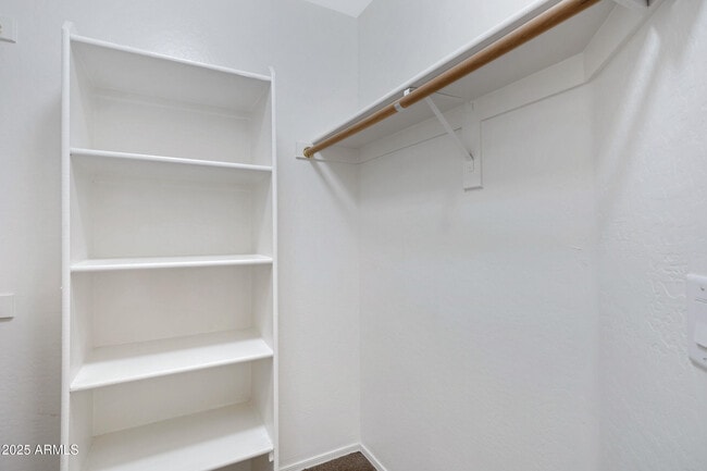 Building Photo - 1696 S Falcon Dr