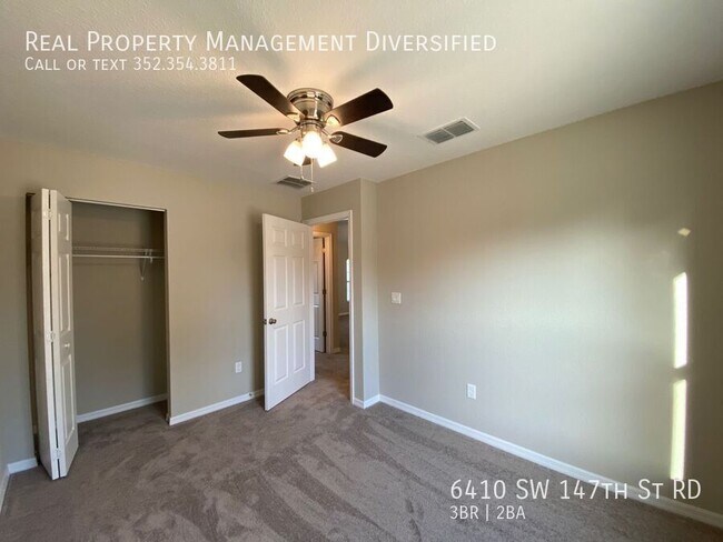 Building Photo - 6410 SW 147th St Rd