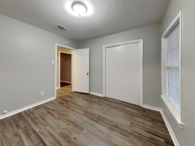 Building Photo - 3559 Park Ln