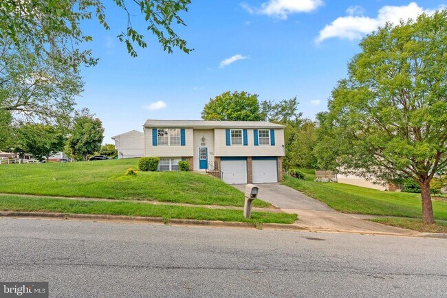 Building Photo - 3500 Manis Rd