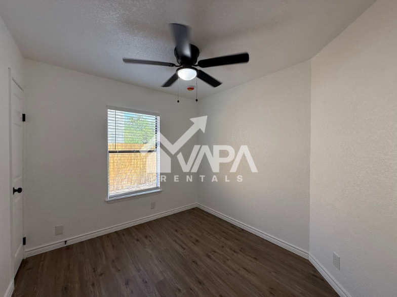 Building Photo - 4062 Fire Sun