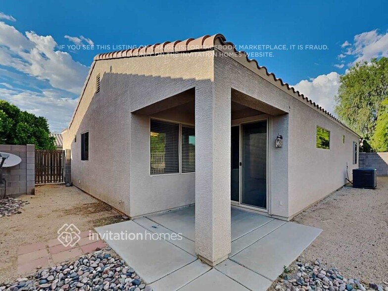 Building Photo - 7025 E Keats Ave