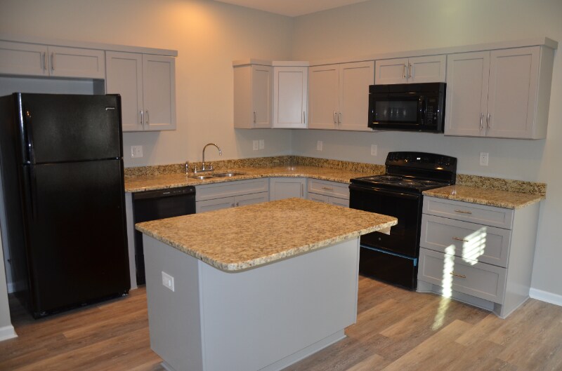 Building Photo - 1565 14th Ave NE