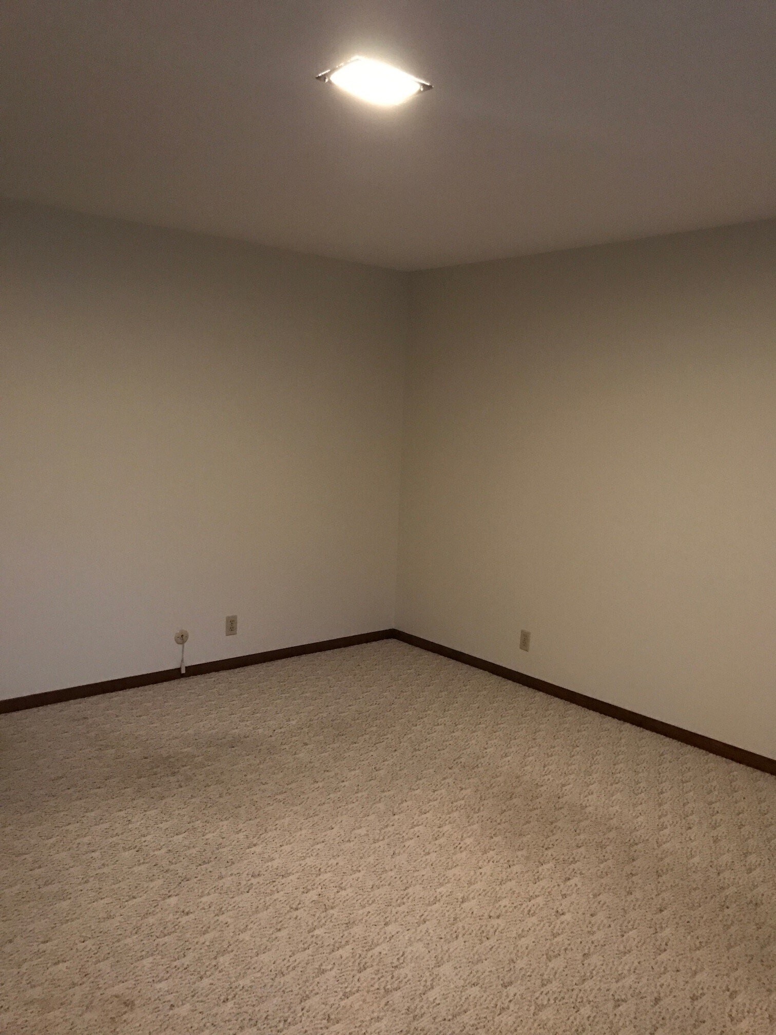 Building Photo - 951 E. Wabash St