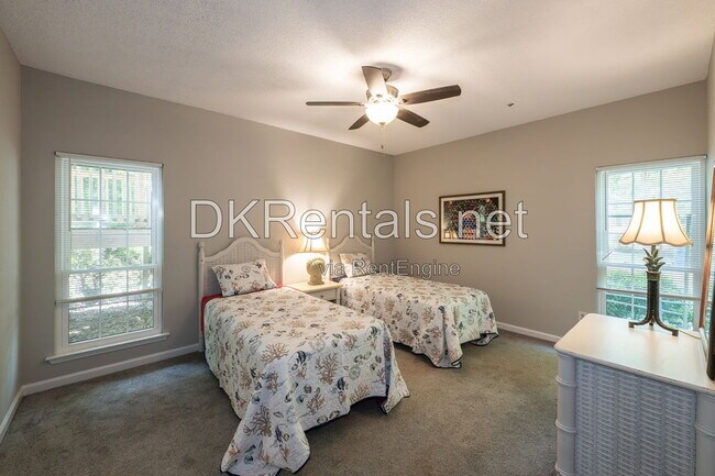 Building Photo - 3067 Steeplechase Dr