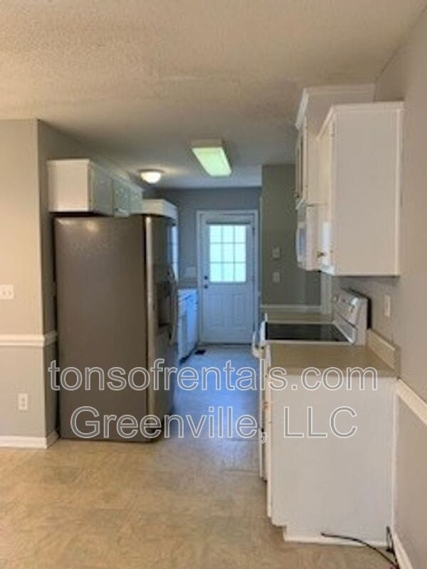 Building Photo - 743 Cotton Branch Dr