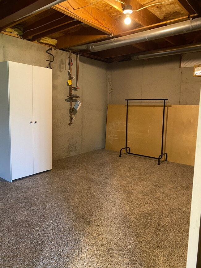 Building Photo - Highlands Ranch Home Available Now!