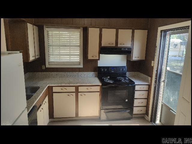 Building Photo - 8610 Indianhead Dr