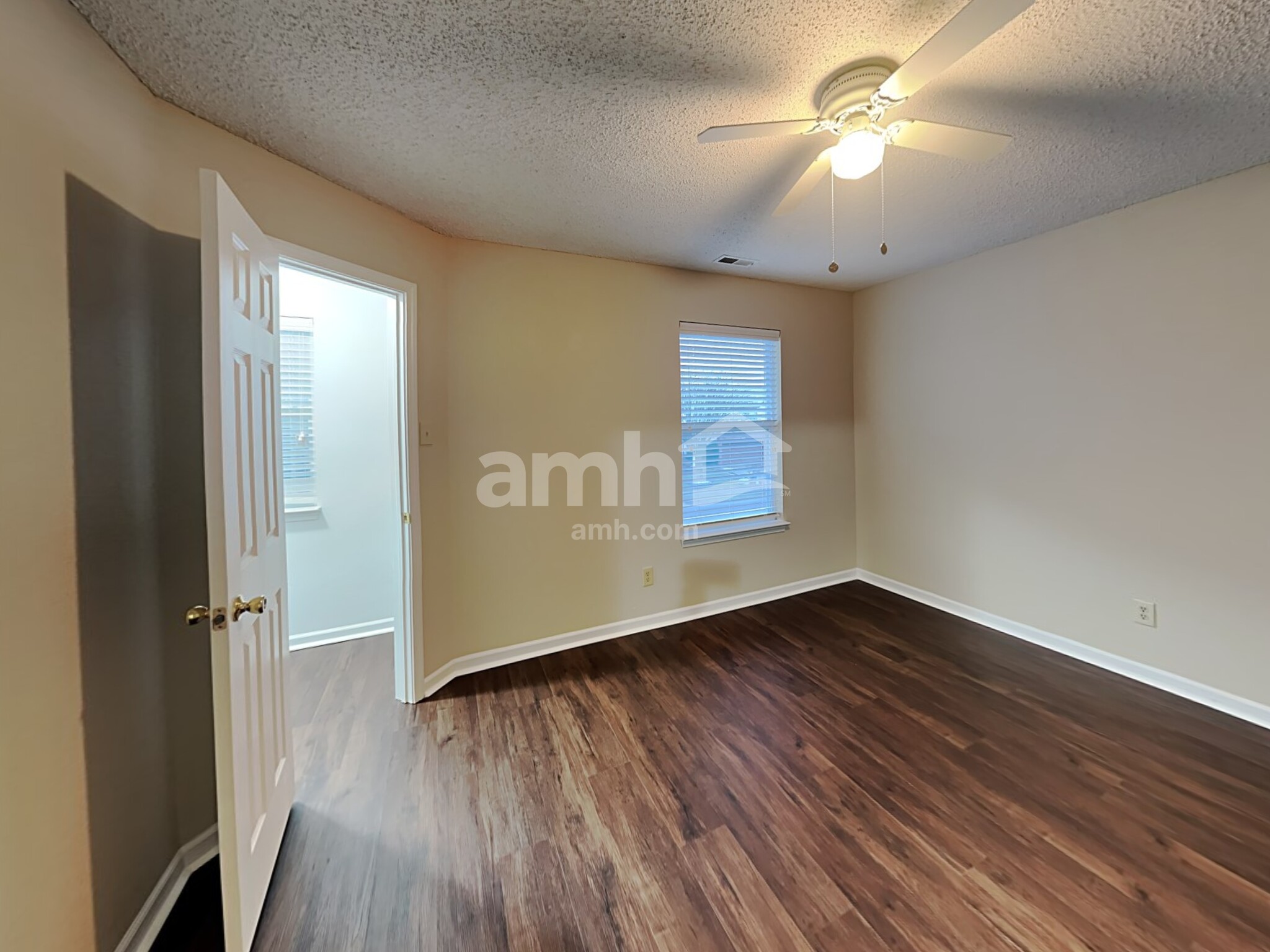 Building Photo - 10868 Delphi Dr