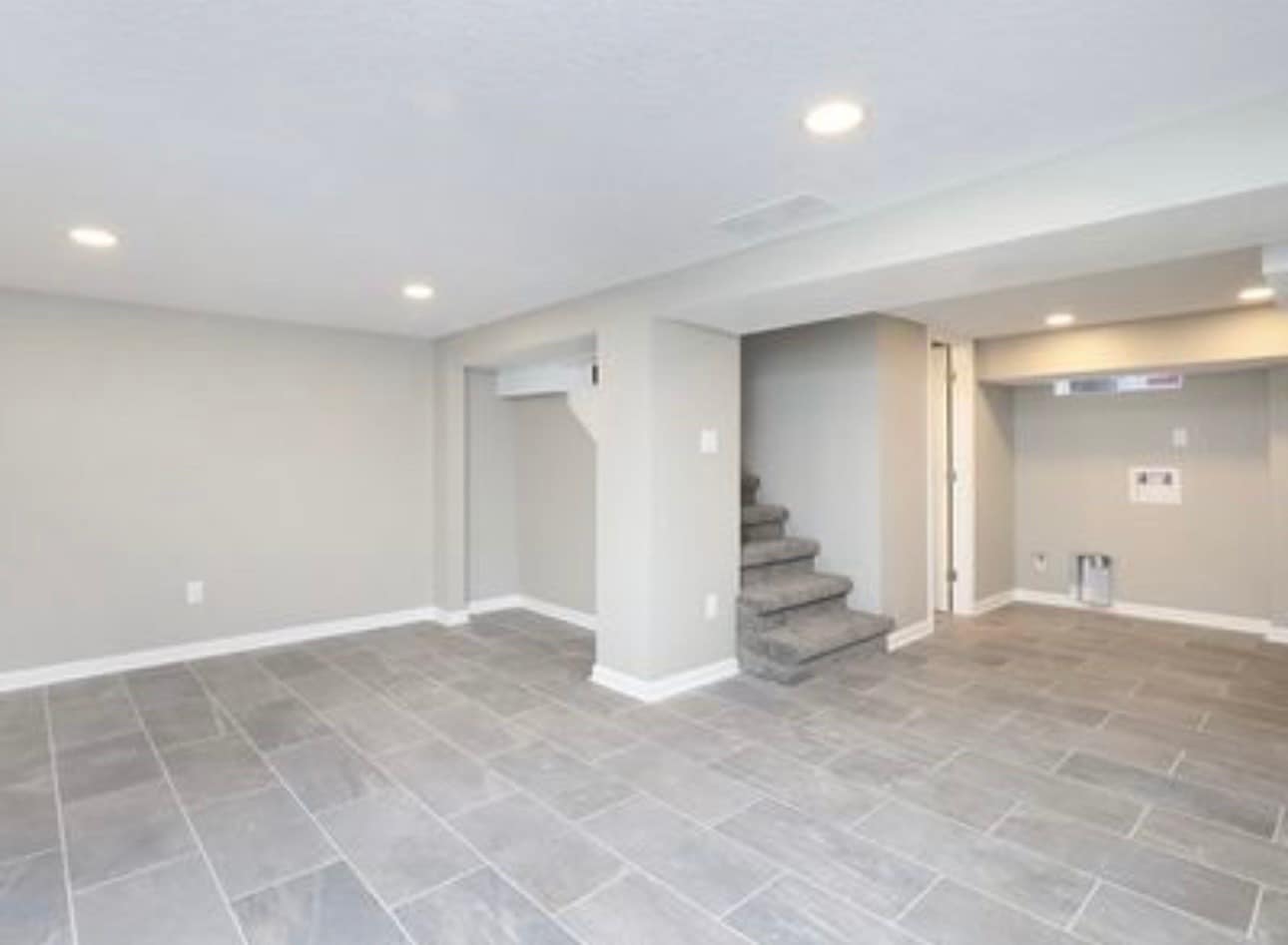 Building Photo - 212 Thornton Ave
