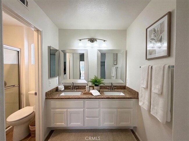 Building Photo - 32 Tradewinds