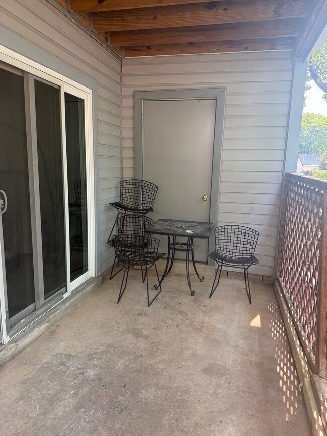 Patio - 13700 Modrad Way