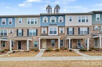 Building Photo - 10016 Hemingway Pl