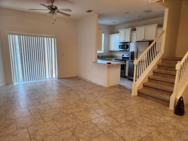 Building Photo - 105 Misty Glen Ln