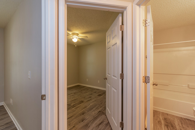 Building Photo - 87 Tiller Way