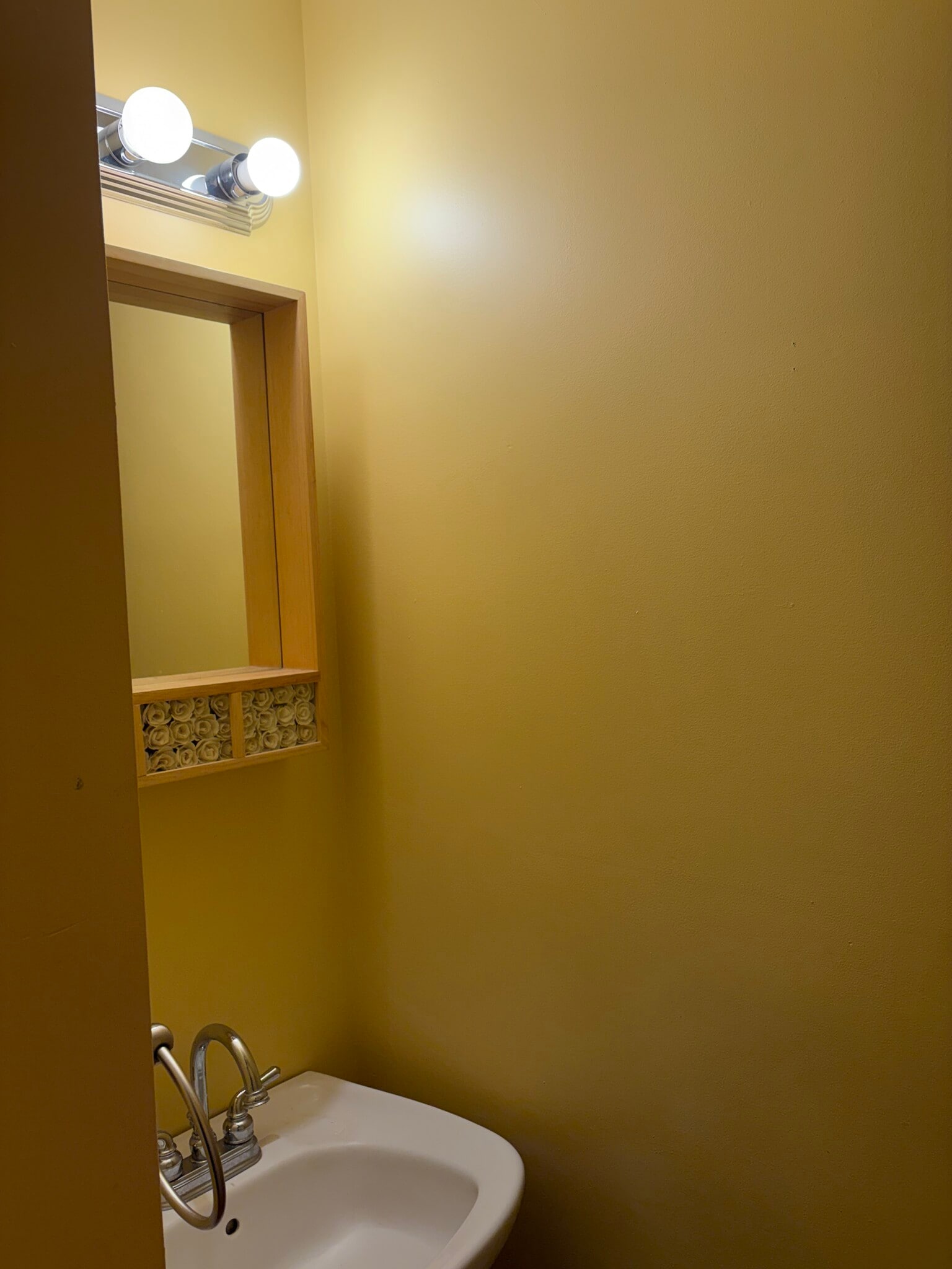 Building Photo - 7726 N Paulina St #1