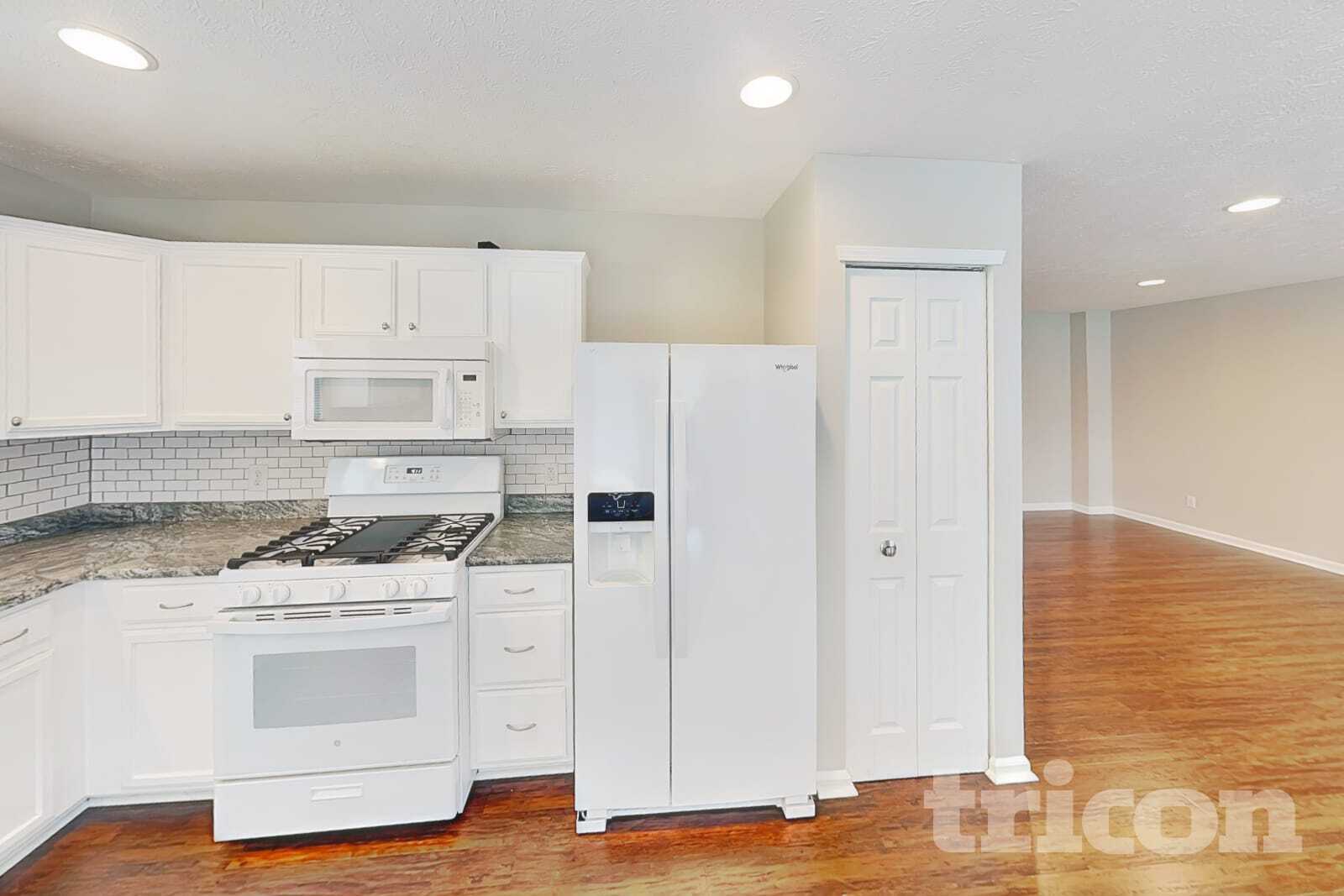 Building Photo - 2522 Swan Sea Dr