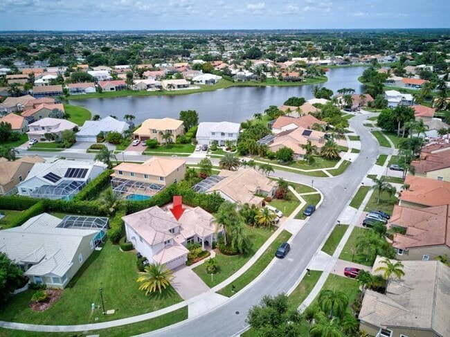 Building Photo - 9588 Lake Serena Dr