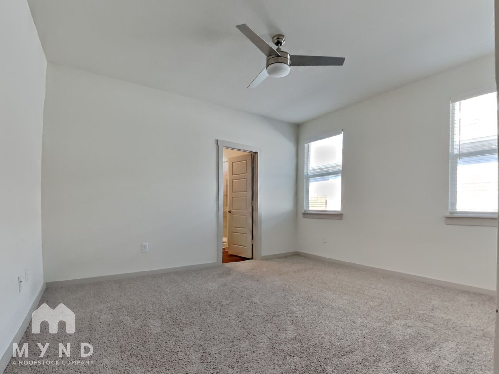 Building Photo - 3029 Egan Dr