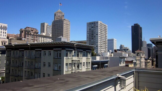 Building Photo - 901 Bush St