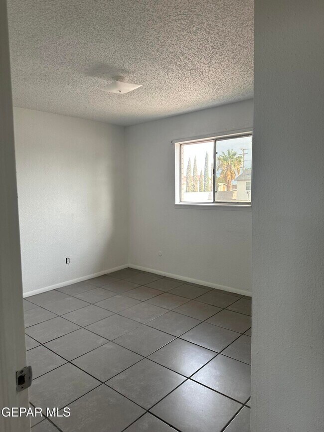 Building Photo - 7828 West Dr