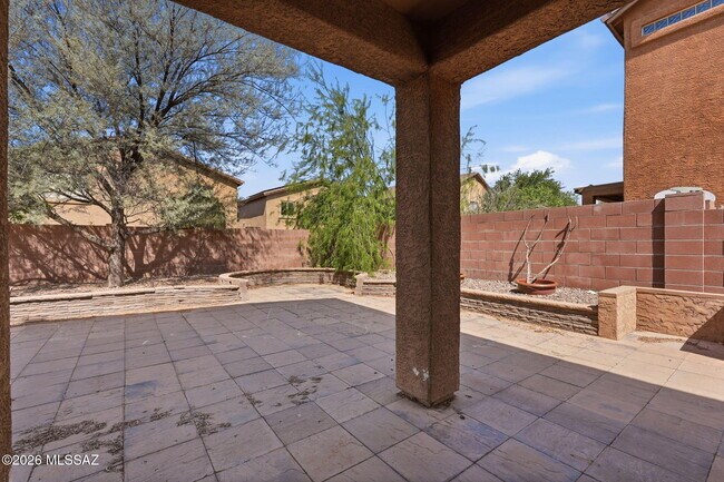 Building Photo - 3576 W Goshen Dr