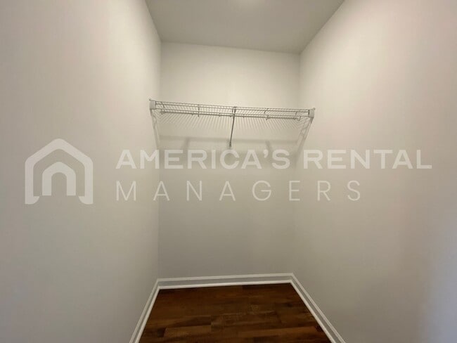 Building Photo - 445 Co Rd 349