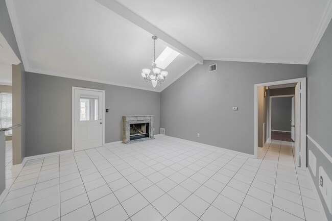 Building Photo - 10910 Vanderford Dr