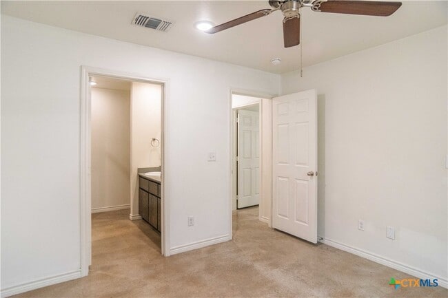 Building Photo - 2317 A Alterman Dr