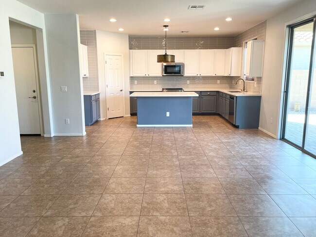 Building Photo - Upgraded Two Story Home In Power Ranch! To...