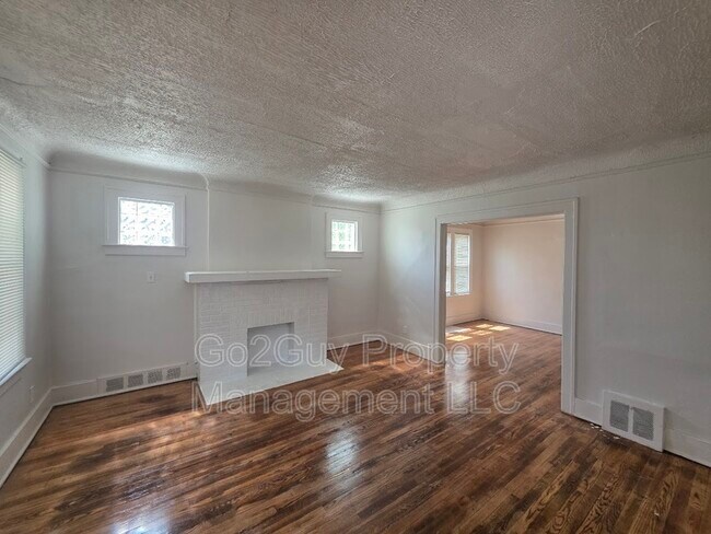 Building Photo - 5276 Maryland St