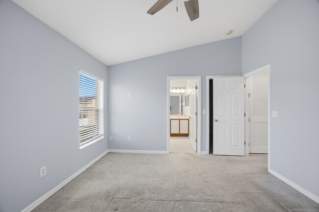 Building Photo - 6407 Barksdale Way