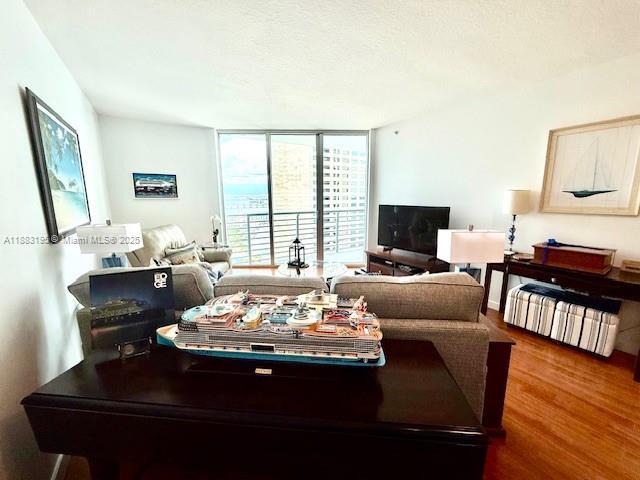 Building Photo - 325 S Biscayne Blvd