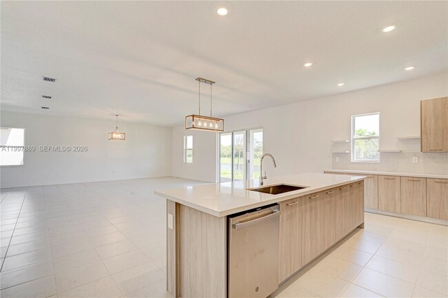 Building Photo - 4390 SW 122nd Terrace