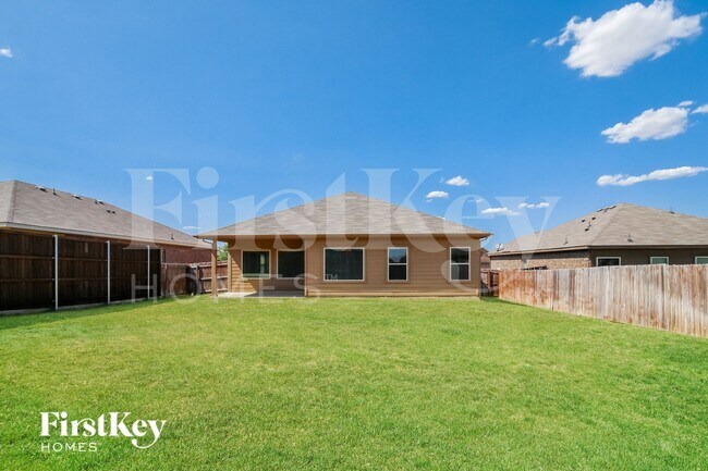 Building Photo - 5134 Mountain View Dr