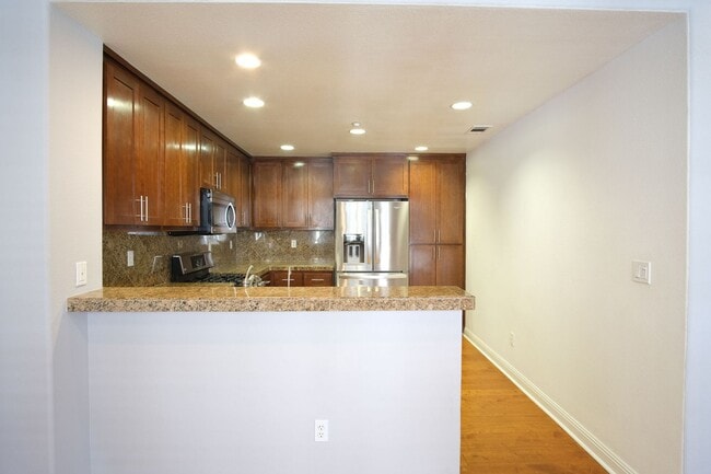 Building Photo - NOW AVAILABLE- NEW PRICE! Spacious 3-Bed, ...
