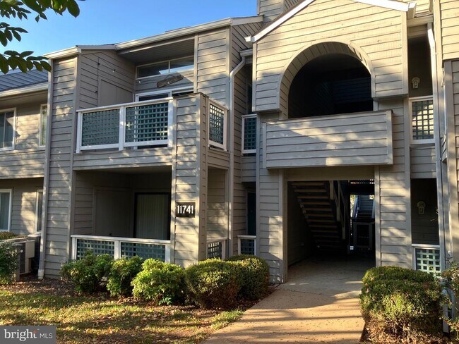 Building Photo - 11741 Summerchase Cir
