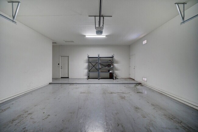 Building Photo - 1483 W Homestead Ct
