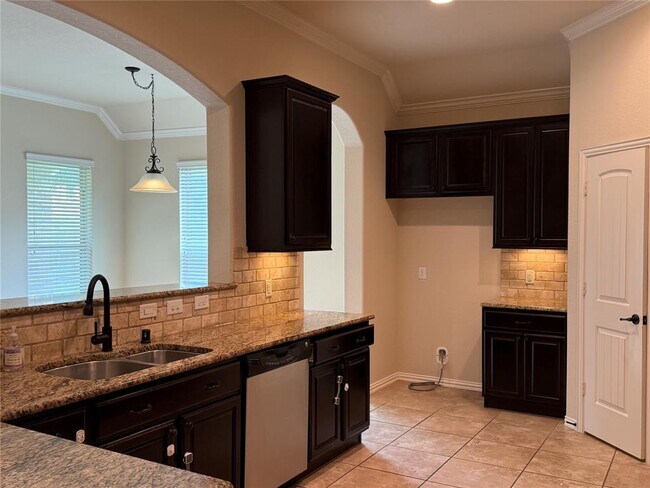 Building Photo - 9419 Hawks Harbor Ct